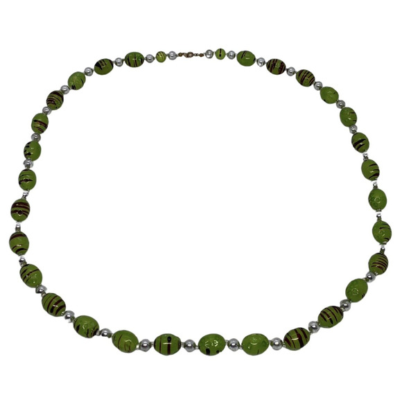 Fashion 33" Strand String Necklace Green Black Silver Plastic Beads Swirl Design - Picture 5 of 12